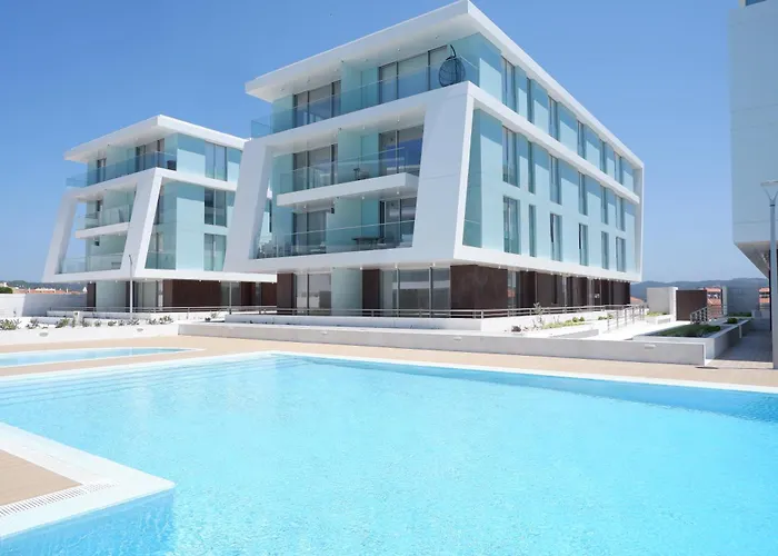 T3 Baia De Sao Martinho Apartment *