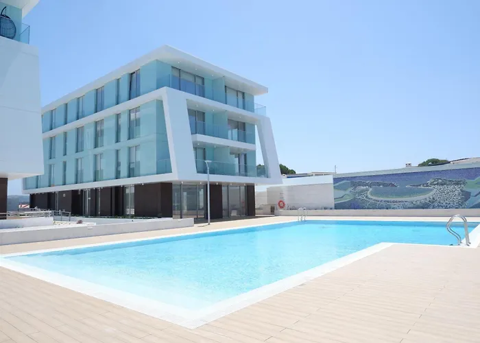 T3 Baia De Sao Martinho Apartment *